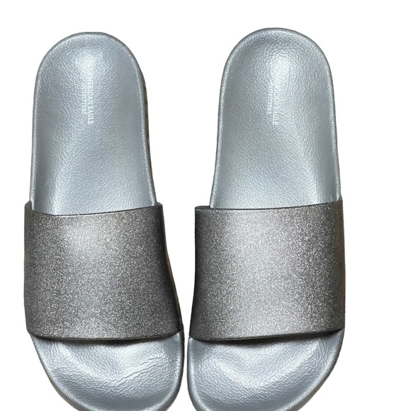 NWOT:American Eagle Outfitters.Women Flip Flops Color Grey Sandal Size 11 - Picture 5 of 11